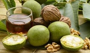 Nogal -Infusion zur Beseitigung von Körperparasiten